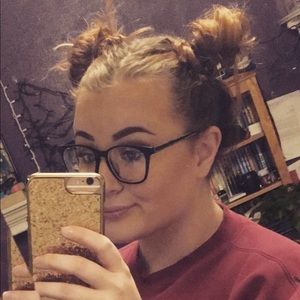 Meet your Posher, Allison